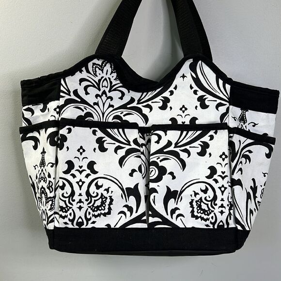 Buckhead Bettie’s Large Striking Utility Tote - Picture 4 of 7